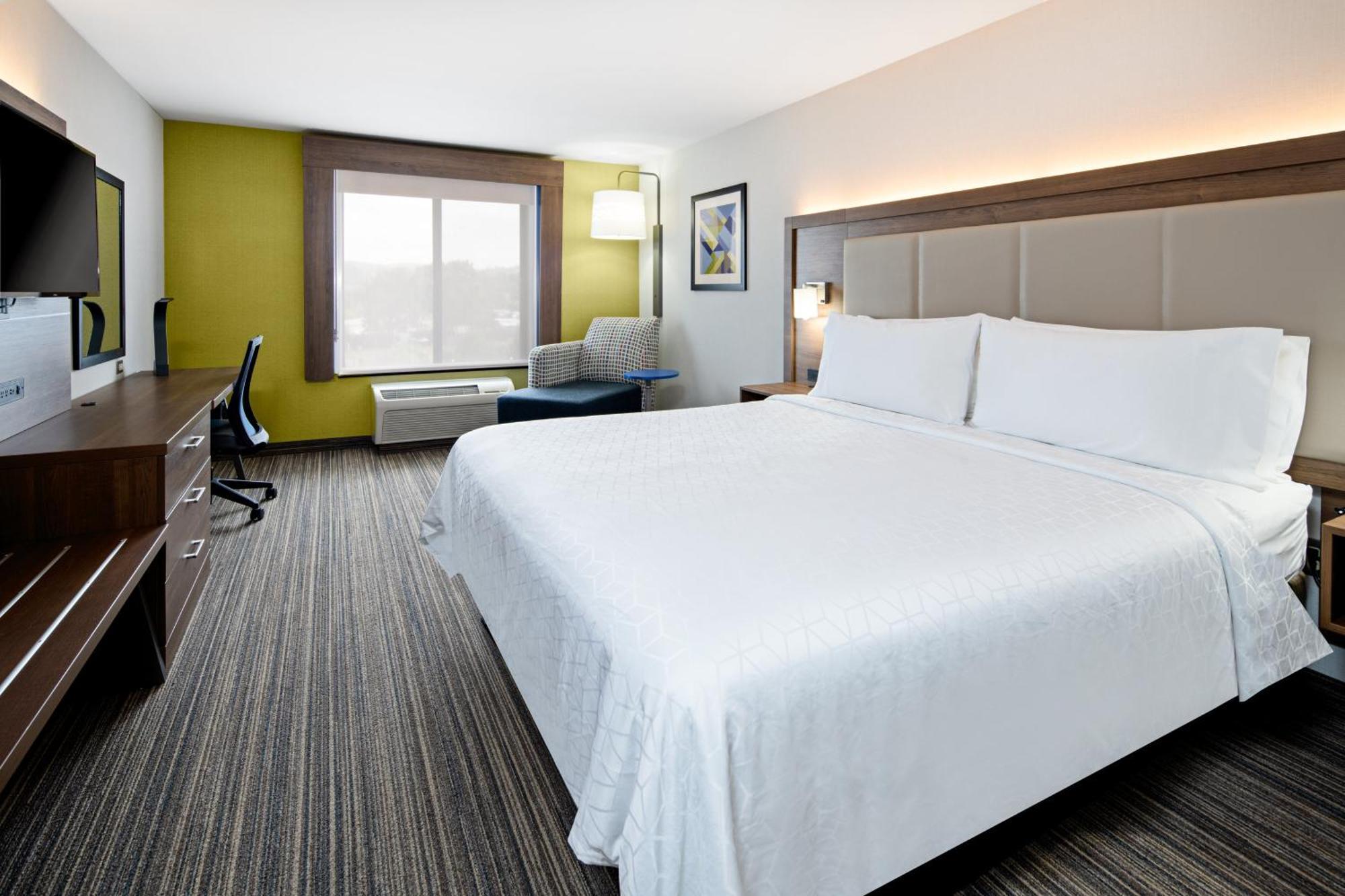 Holiday Inn Express Hotel & Suites Atascadero By Ihg Екстериор снимка